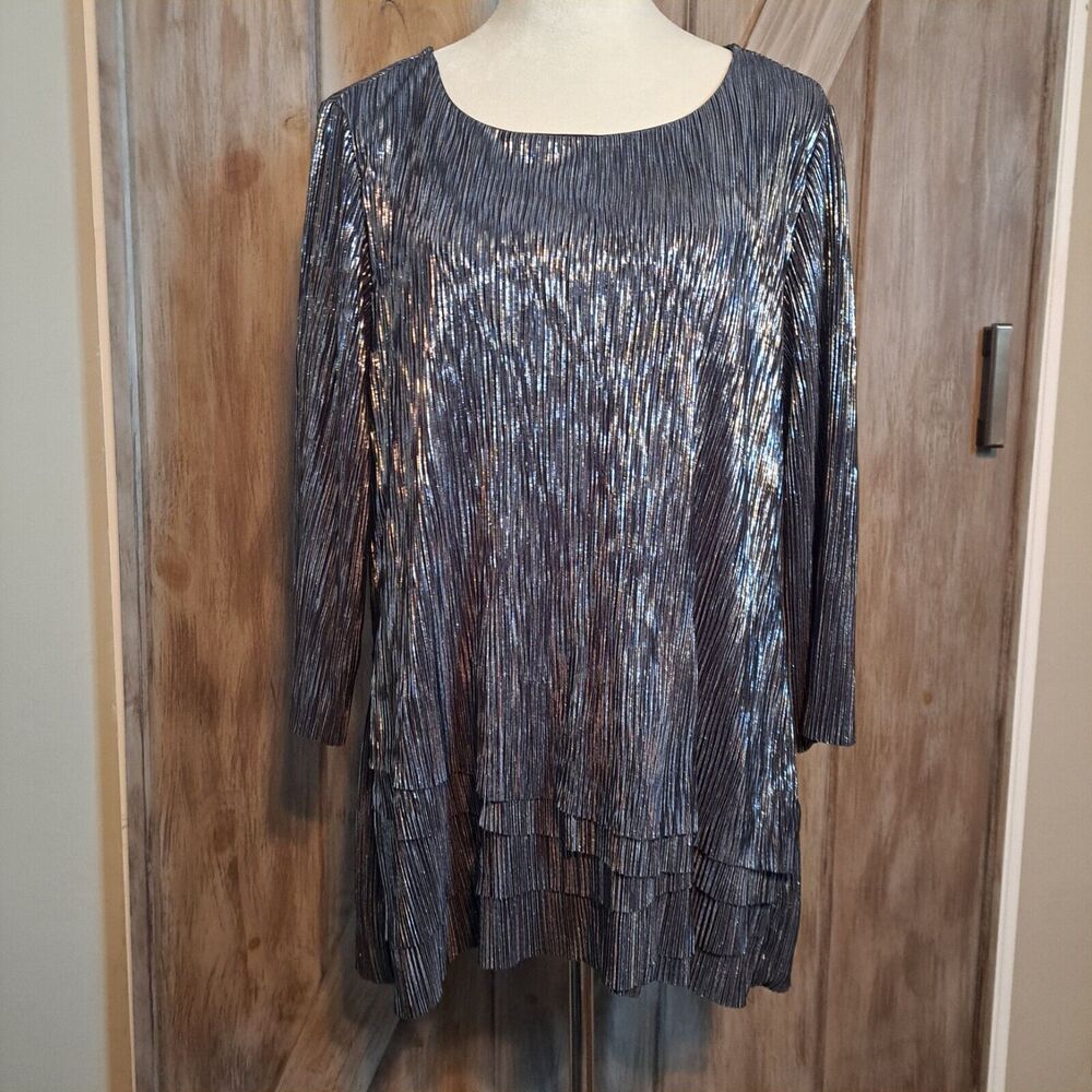 CJ Banks Tiered Metallic Top Womens Sz 1X Lurex Black Ruffle Dark Romantic NYE